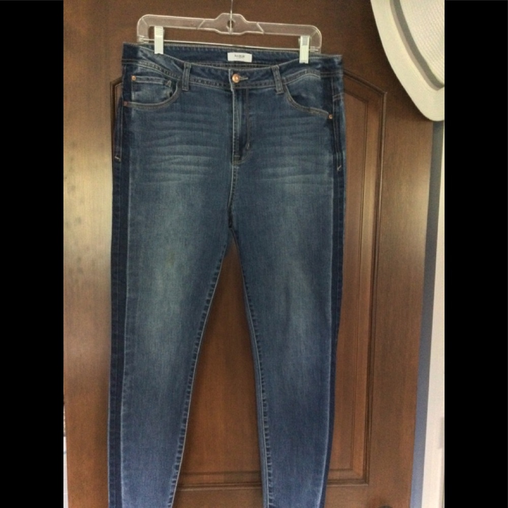 Kenzie Jeans